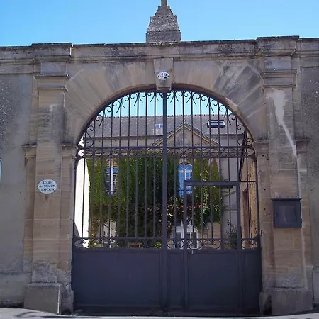 Logis Des Grands Chapeaux באיו