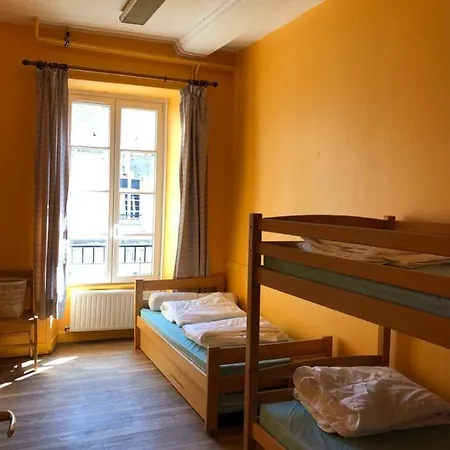 אכסניה Logis Des Grands Chapeaux באיו