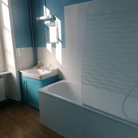 אכסניה Logis Des Grands Chapeaux