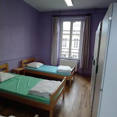 Logis Des Grands Chapeaux Hostel Bayeux